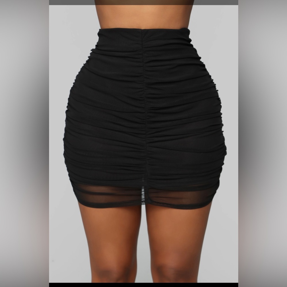 Fashion Nova skirt